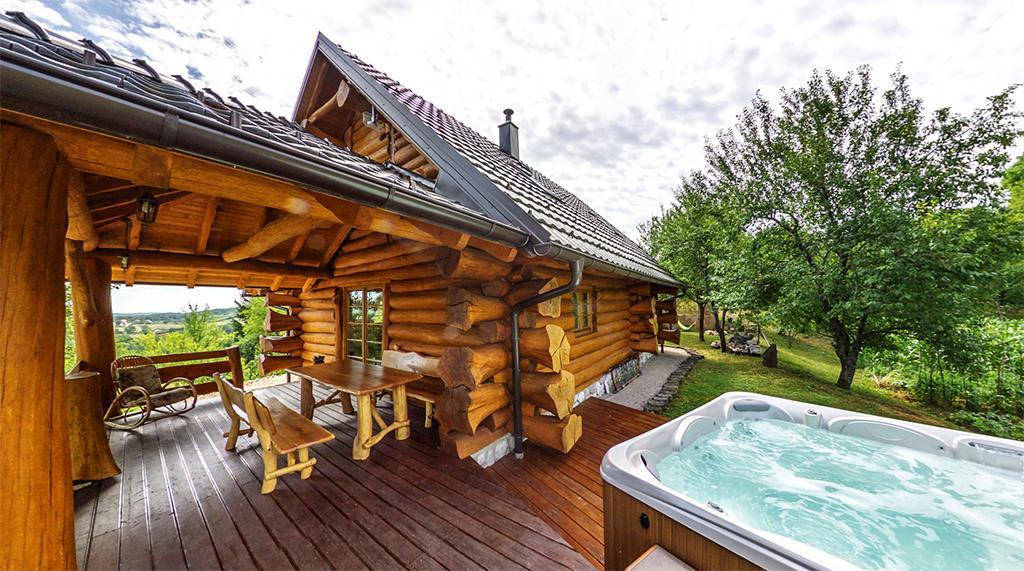 Bear'S Log Villa Selište Drežničko Kültér fotó