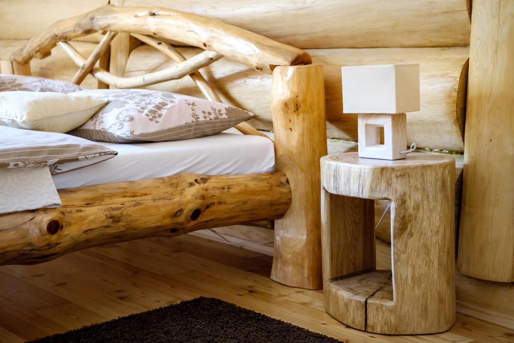 Bear'S Log Villa Selište Drežničko Kültér fotó